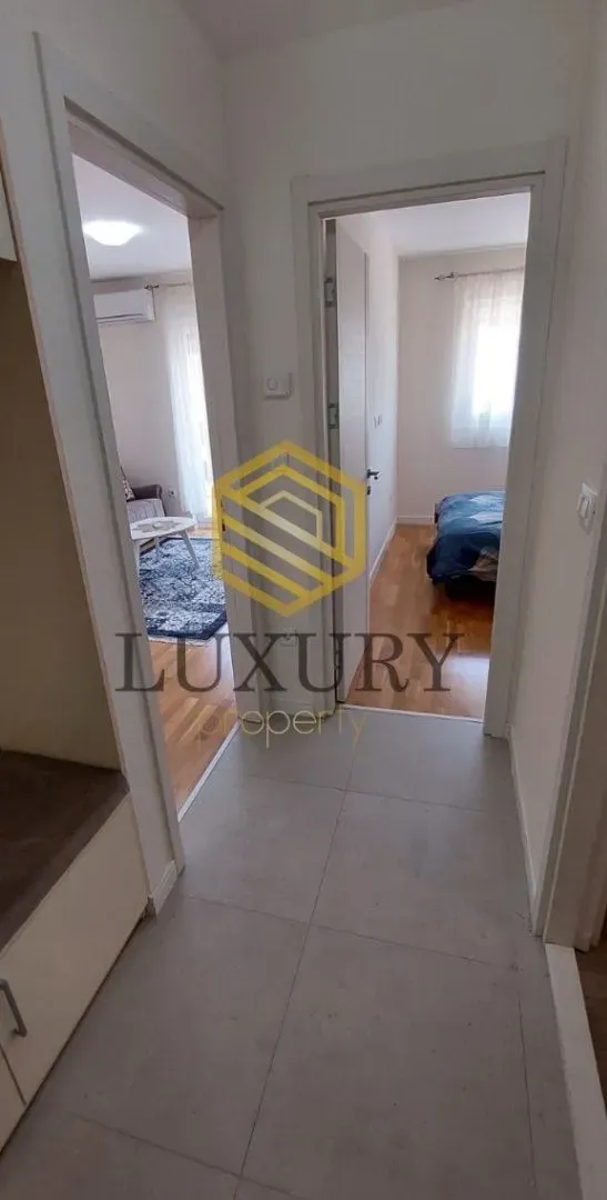 Izdavanje, jednosoban stan, 40m², Zabjelo, Podgorica