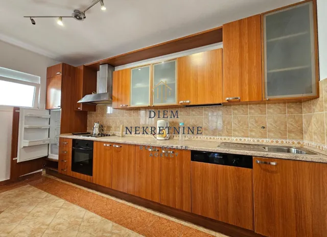 Rent, three bedroom apartment, 116m², Bjeliši, Bar