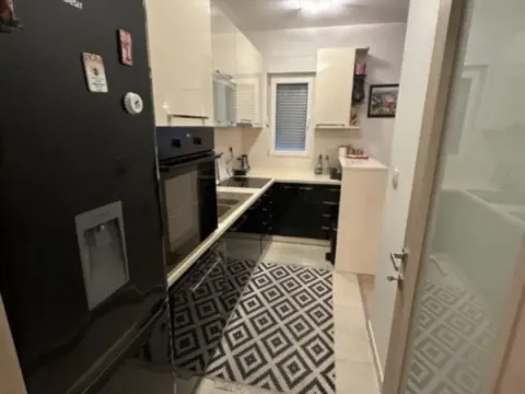 Rent, two bedroom apartment, 72m², City Kvart, Podgorica - image 5