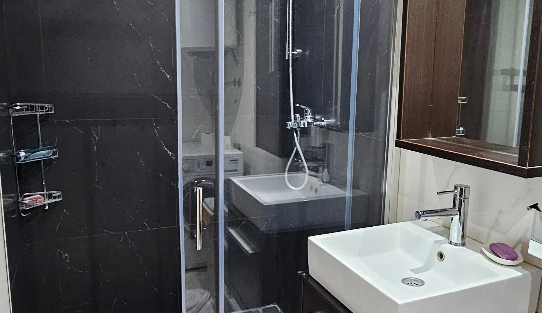 Prodaja, dvosoban stan, 86m², Pržno, Budva