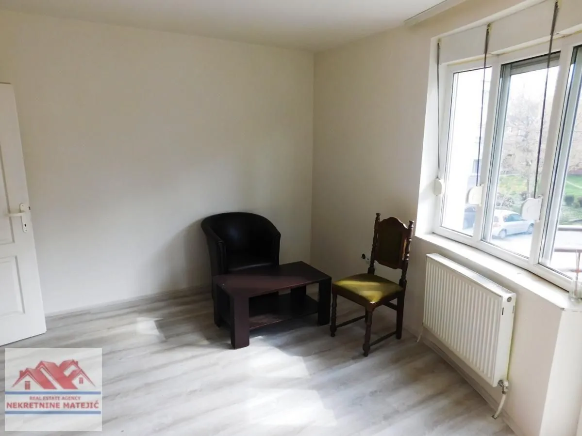 Izdavanje, trosoban stan, 71m², Vašarište, Kragujevac