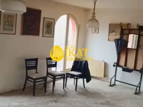 Prodaja, četvorosoban stan, 93m², Bogoslovija, Palilula Sve Podlokacije - image 1