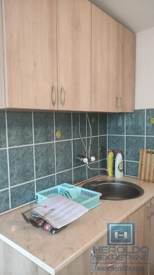 Izdavanje, garsonjera, 27m², Centar, Jagodina