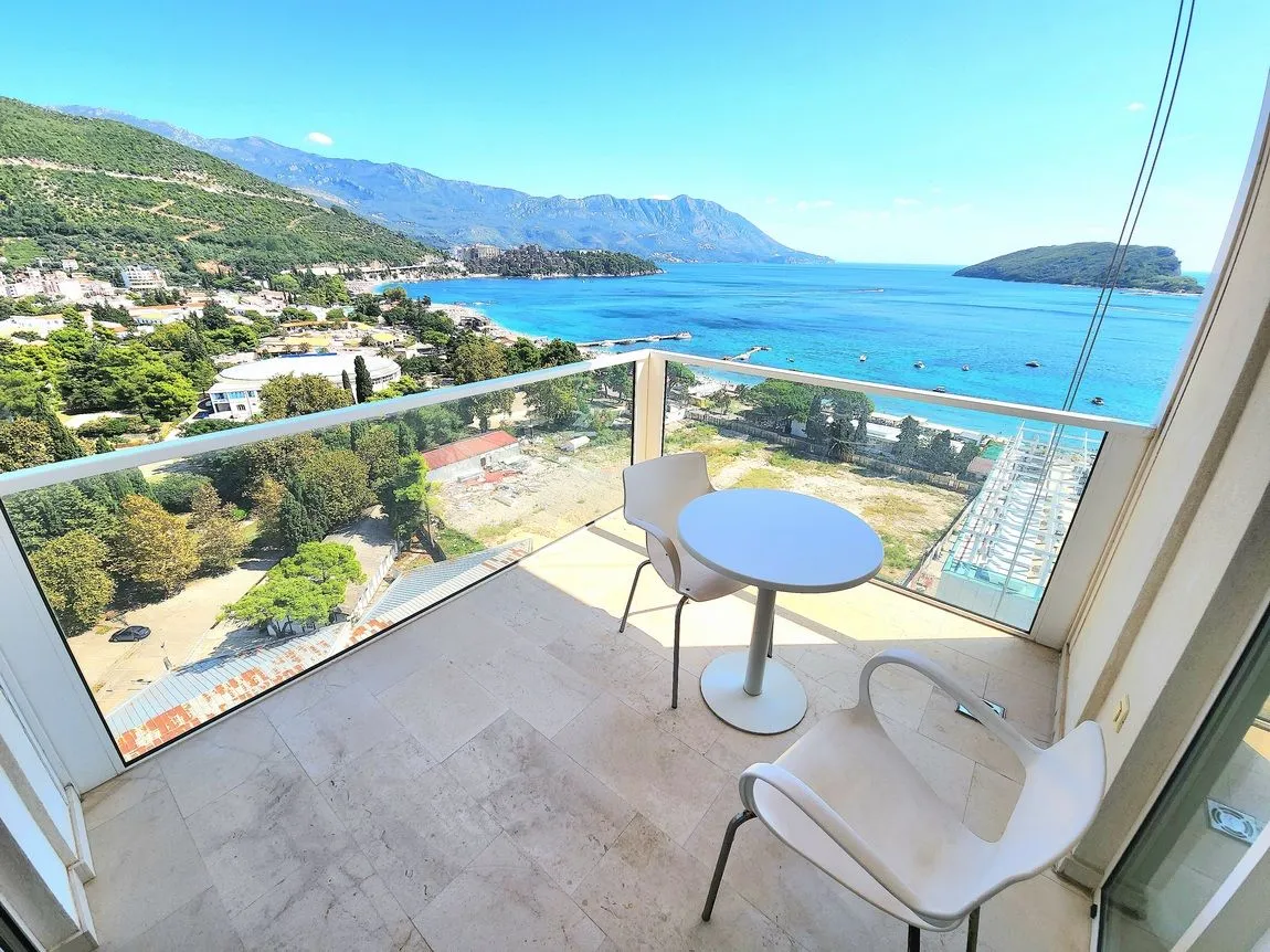 Sale, three bedroom apartment, 178m², Centar, Budva