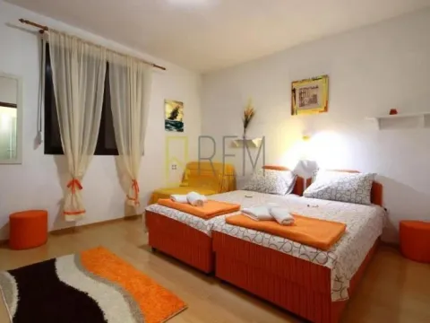 Prodaja, kuća, 398m², Budva, Crna Gora - image 18