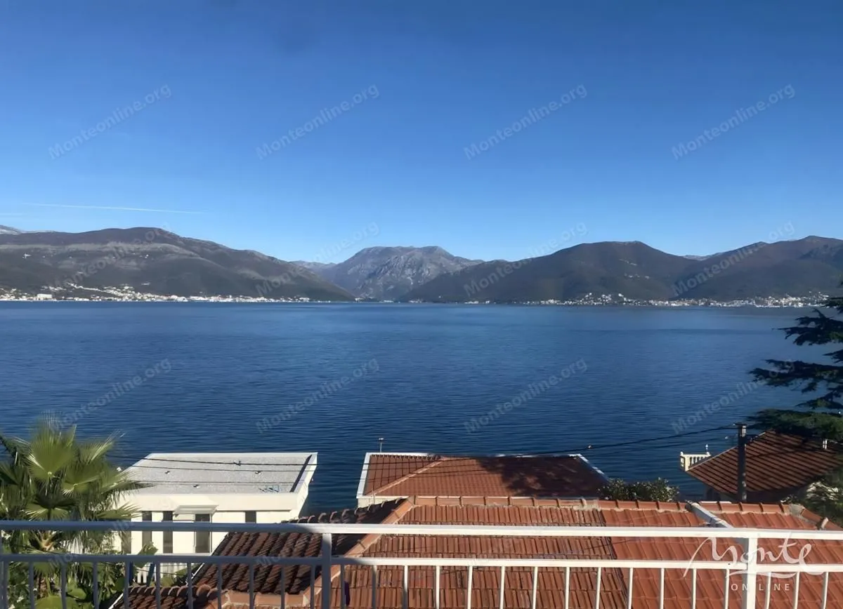 Prodaja, kuća, 105m², Krašići, Tivat