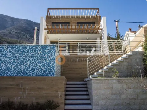 Sale, house, 586m², Kotor, Crna Gora - image 2