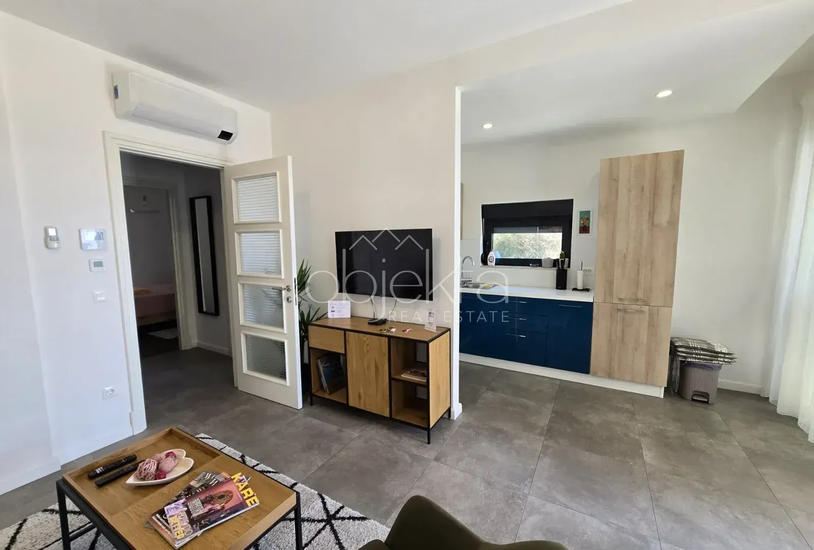 Rent, apartment, 83m², Tivat, Crna Gora