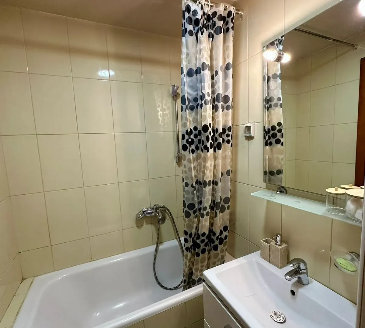 Rent, one bedroom apartment, 37m², Preko Morače, Podgorica