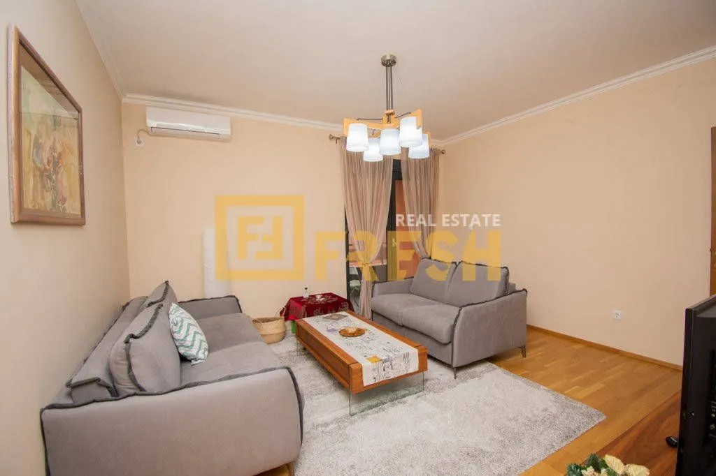 Rent, two bedroom apartment, 70m², Blok 9, Podgorica