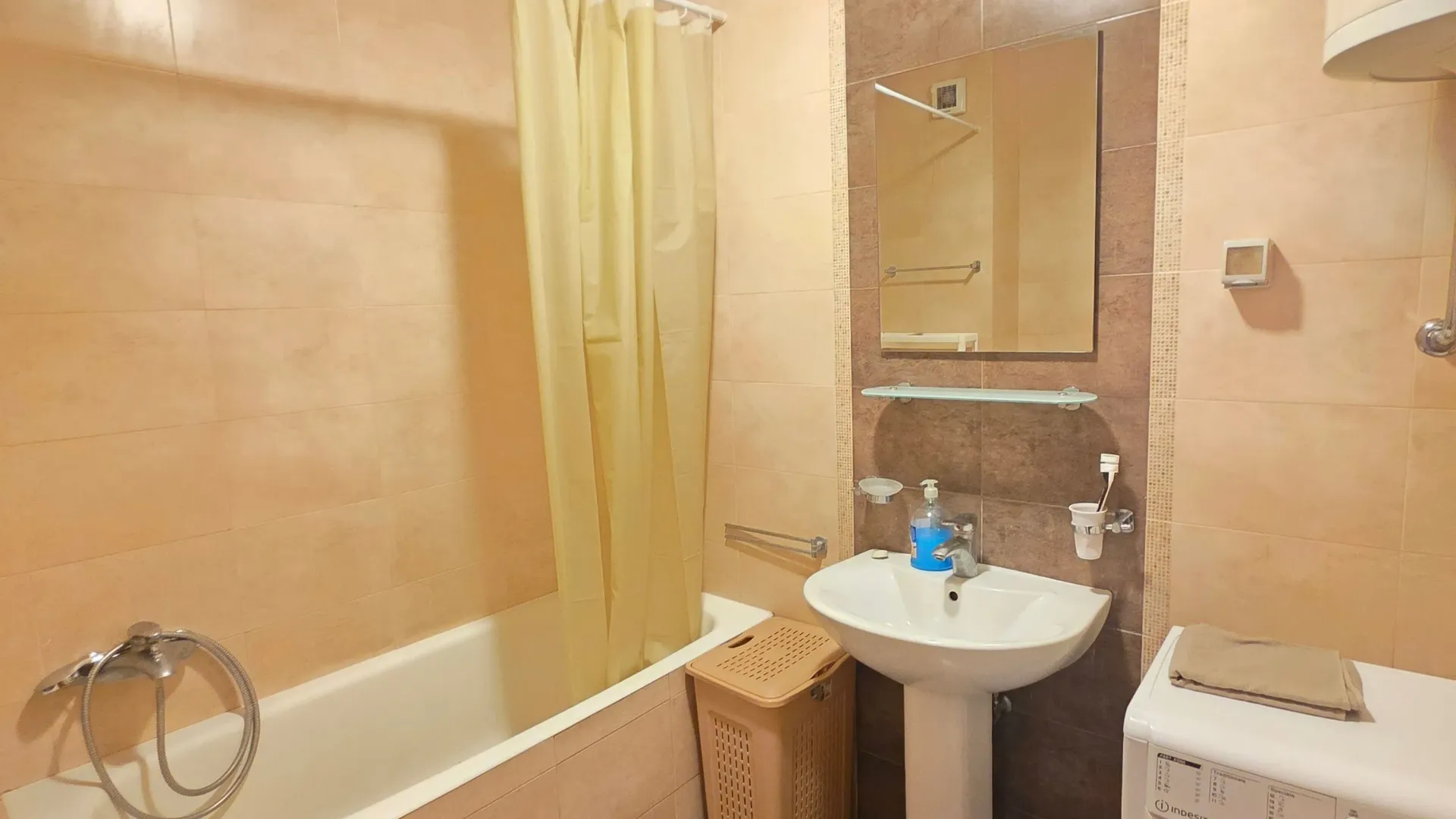 Rent, two bedroom apartment, 70m², Stari Aerodrom, Podgorica