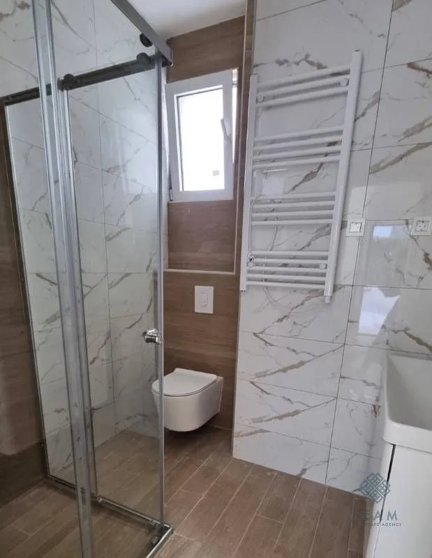 Prodaja, dvosoban stan, 68m², Đenovići, Herceg Novi