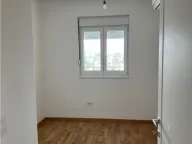 Prodaja, trosoban stan, 106m², Stari Aerodrom, Podgorica - image 7