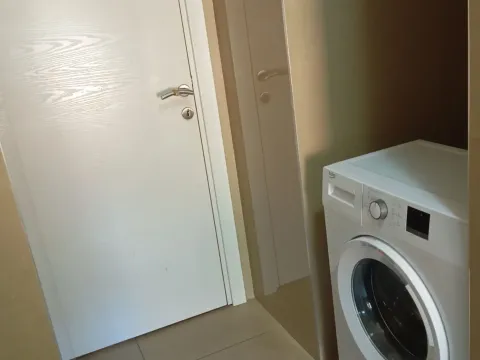 Izdavanje, jednosoban stan, 55m², Budva, Crna Gora - image 12