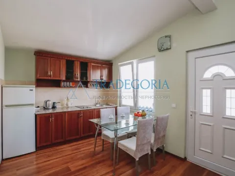Prodaja, kuća, 112m², Dobra Voda, Bar - image 8