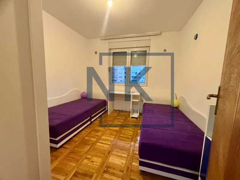 Izdavanje, dvosoban stan, 64m², Stari Aerodrom, Podgorica