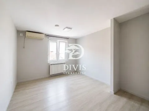 Sale, apartment, 118m², Đeram Pijaca, Beograd - image 10