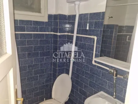 Izdavanje, dvosoban stan, 49m², Karaburma, Palilula Sve Podlokacije - image 19