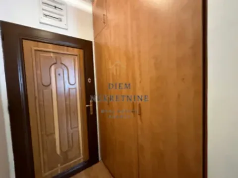 Izdavanje, dvosoban stan, 75m², Budva, Crna Gora - image 11