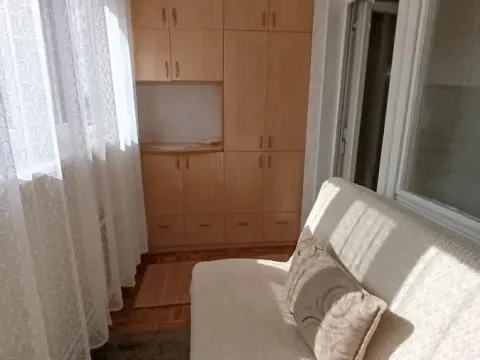 Izdavanje, dvosoban stan, 50m², Sajmište, Novi Sad - image 7