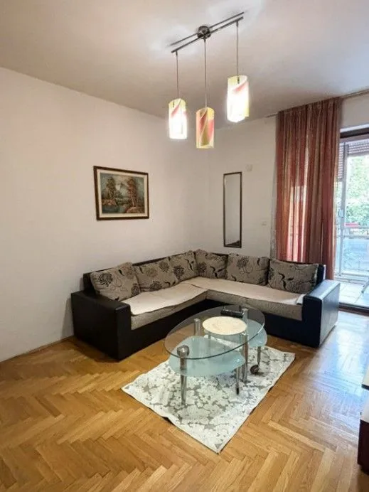 Izdavanje, jednosoban stan, 55m², Preko Morače, Podgorica