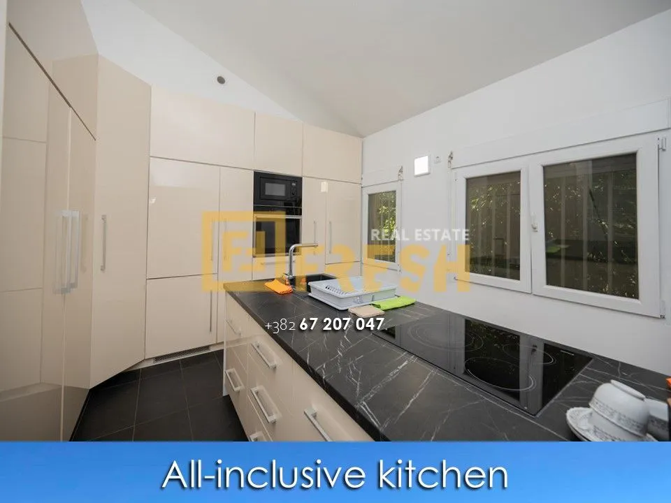 Prodaja, kuća, 400m², Danilovgrad, Crna Gora