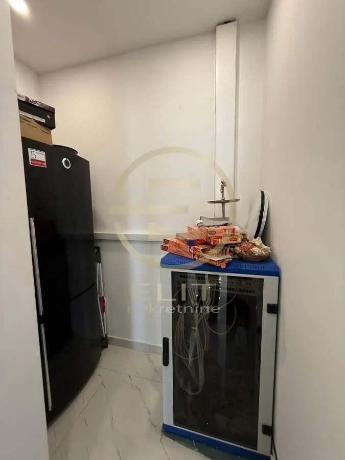 Prodaja, kuća, 173m², Sremska Kamenica, Petrovaradin