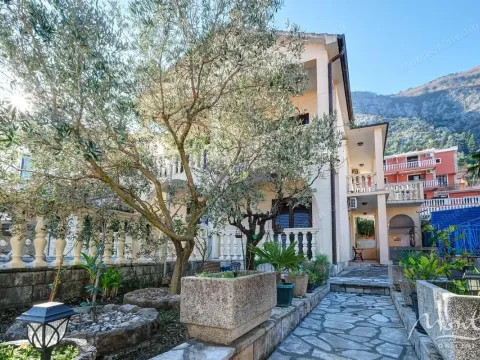 Sale, house, 140m², Muo, Kotor - image 36