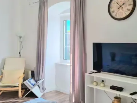 Prodaja, dvosoban stan, 42m², Stari Grad Kotor, Kotor - image 5