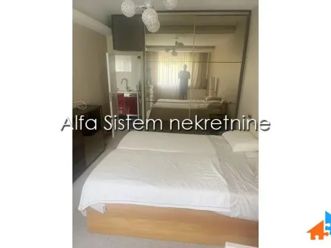 Izdavanje, trosoban stan, 60m², Kluz, Zvezdara Sve Podlokacije - image 15