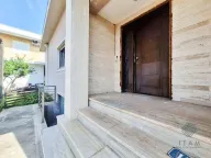 Prodaja, kuća, 228m², Dalmatinska ulica, Podgorica - image 18