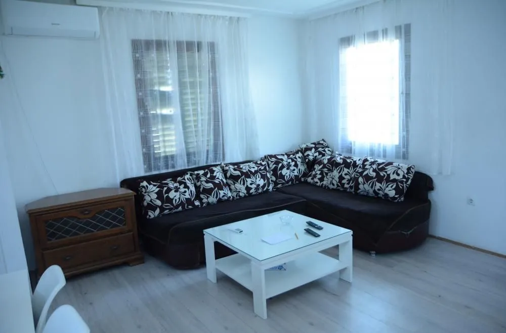 Sale, three bedroom apartment, 68m², Kotež, Palilula Sve Podlokacije