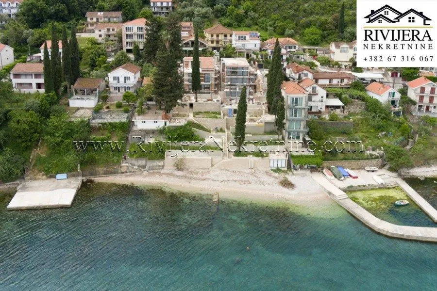 Prodaja, kuća, 237m², Njivice, Herceg Novi