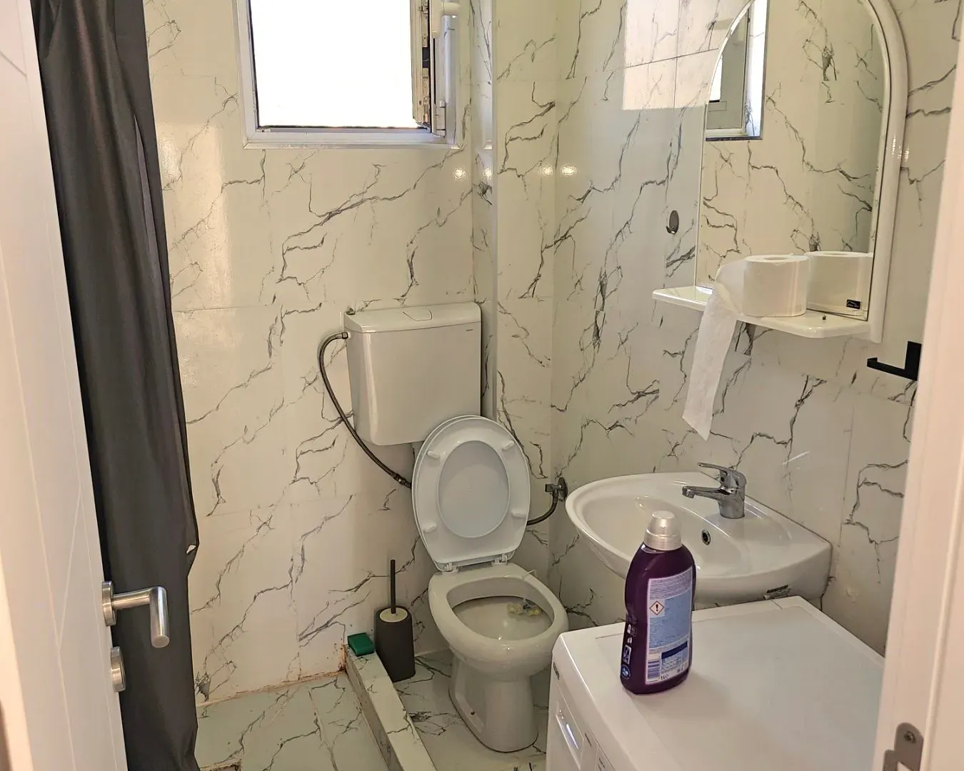 Izdavanje, jednosoban stan, 58m², Topolica, Bar