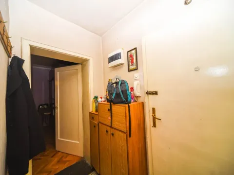 Prodaja, jednosoban stan, 44m², Centar, Podgorica - image 4
