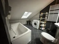 Izdavanje, dvosoban stan, 82m², Centar, Tivat - image 5