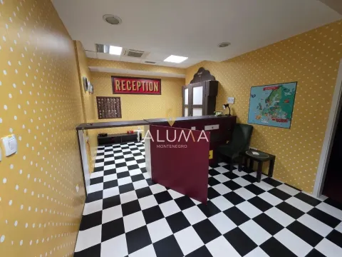 Sale, office space, 375m², Momišići, Podgorica - image 14