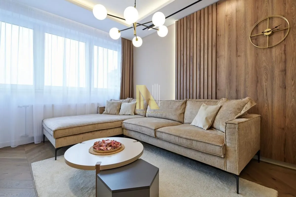 Izdavanje, dvosoban stan, 47m², Grbavica, Novi Sad Sve Podlokacije
