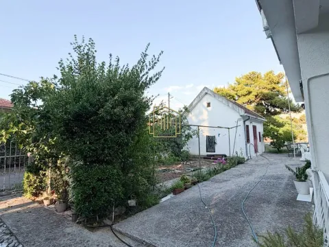 Rent, two bedroom apartment, 80m², Pobrežje, Podgorica - image 4