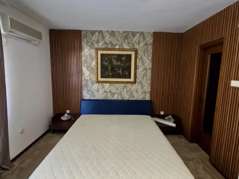 Rent, three bedroom apartment, 185m², Gorica C, Podgorica - image 7