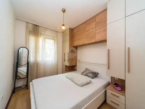 Rent, one bedroom apartment, 37m², Krivi Most, Podgorica - image 5