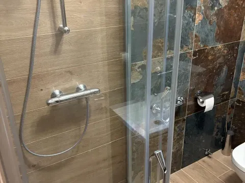 Izdavanje, jednosoban stan, 47m², Gradiošnica, Tivat - image 6