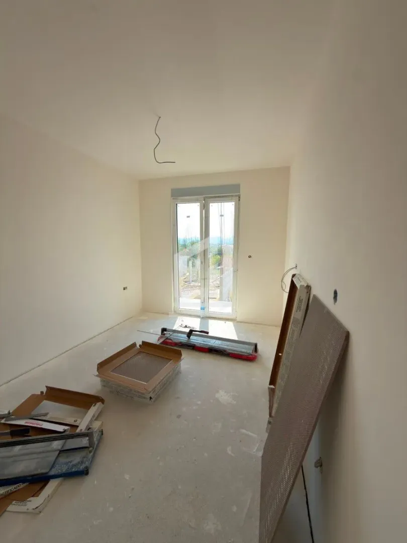 Prodaja, jednosoban stan, 47m², Dahna, Podgorica