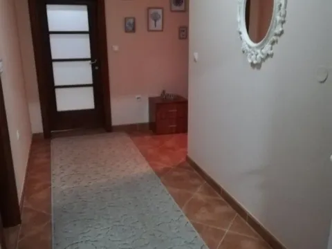 Prodaja, kuća, 234m², Tivat, Crna Gora - image 5