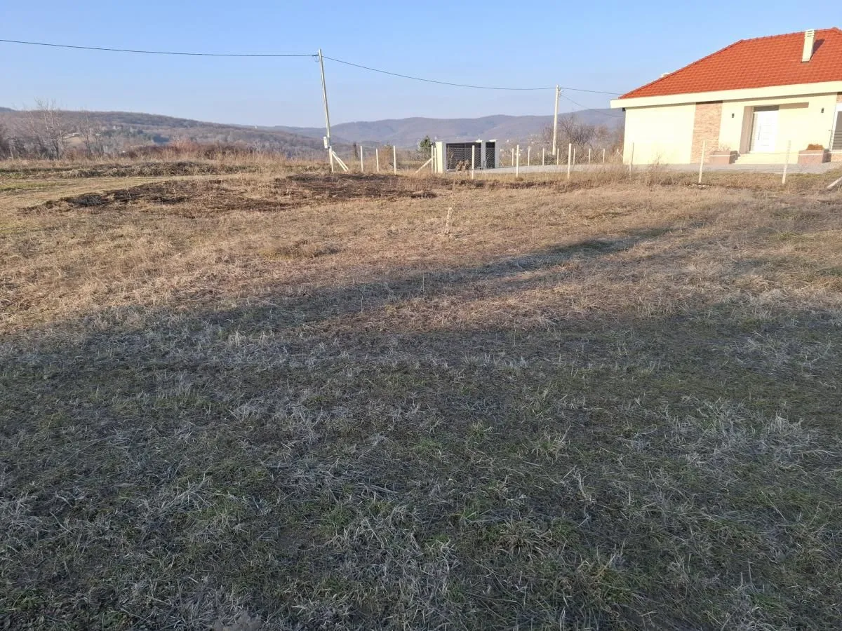 Prodaja, plac, 1800m², Banja Vrdnik, Irig