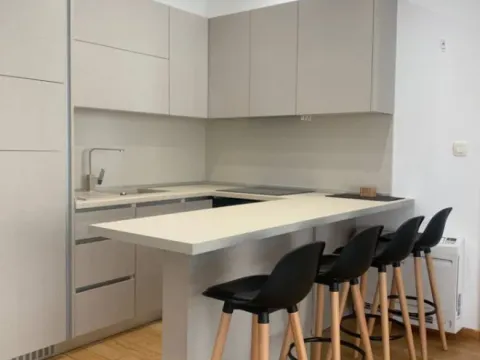 Izdavanje, jednosoban stan, 58m², Centar, Budva - image 4
