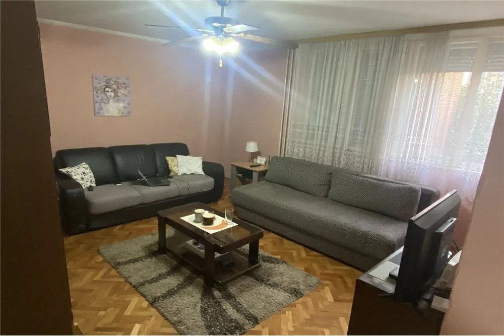 Izdavanje, jednosoban stan, 55m², Niš, Srbija