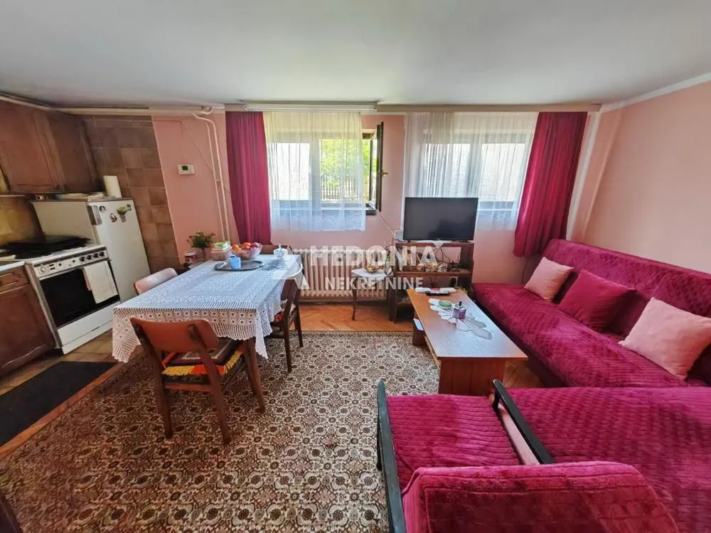 Sale, house, 317m², Sremčica, Beograd