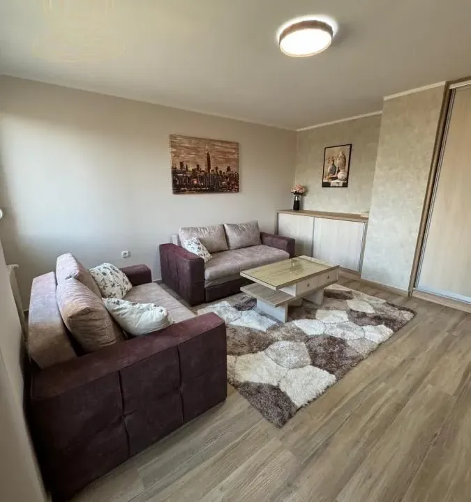 Izdavanje, dvosoban stan, 67m², Liman 3, Novi Sad Sve Podlokacije