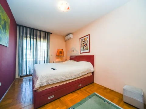 Rent, three bedroom apartment, 105m², Preko Morače, Podgorica - image 11